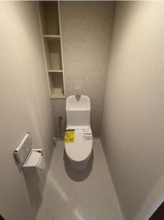 川西市寺畑、マンションの画像です