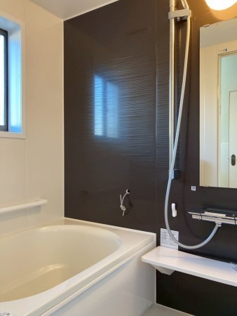 川西市新田、中古一戸建ての風呂画像です