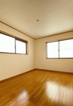 川西市丸山台、中古一戸建ての子ども部屋画像です