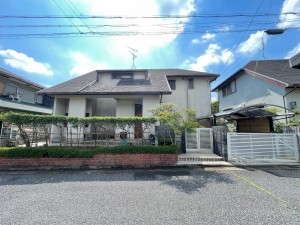 川西市けやき坂、中古一戸建ての画像です