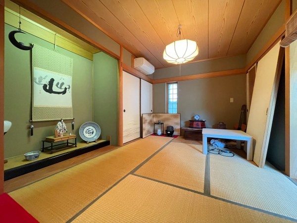 川西市けやき坂、中古一戸建ての画像です