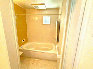 川西市松が丘町、新築一戸建ての風呂画像です