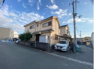 川西市笹部、中古一戸建ての画像です