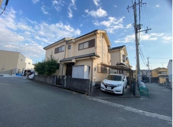 川西市笹部、中古一戸建ての画像です