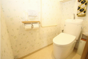 川西市丸山台、マンションのトイレ画像です