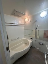 川西市久代、マンションの画像です