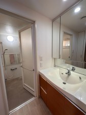 川西市久代、マンションの画像です