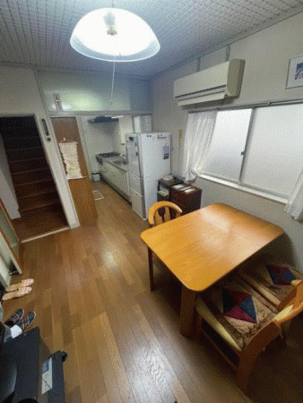 川西市東畦野、中古一戸建ての居間画像です