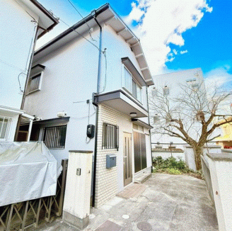 川西市見野、中古一戸建ての画像です