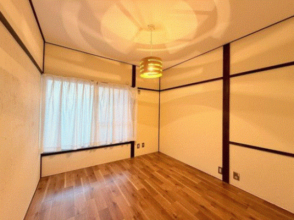 川西市見野、中古一戸建ての画像です