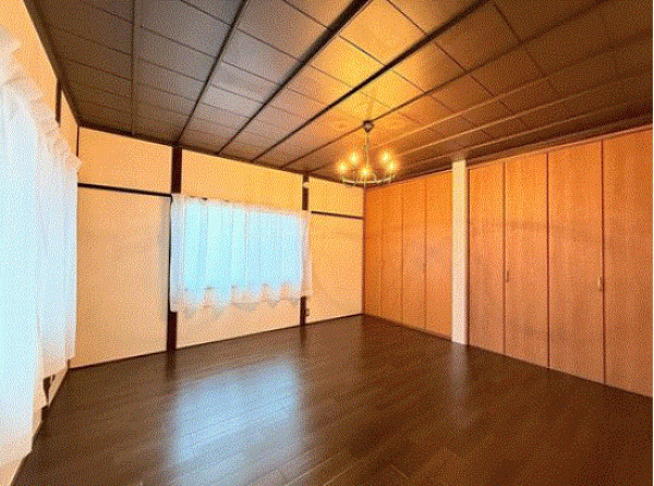 川西市見野、中古一戸建ての画像です