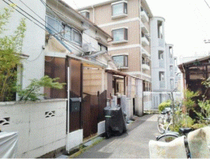 川西市加茂、中古一戸建ての外観画像です