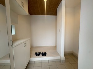 川西市けやき坂、新築一戸建ての画像です