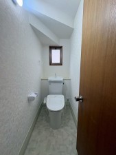 川西市けやき坂、中古一戸建ての画像です