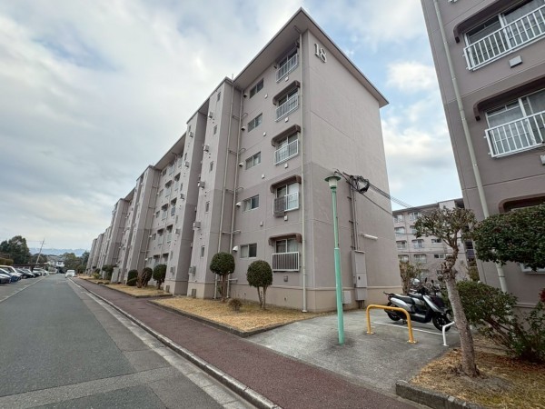 川西市清和台、マンションの画像です