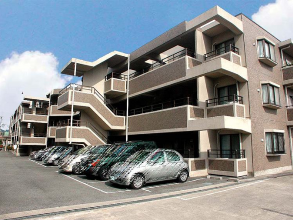 川西市寺畑、マンションの画像です