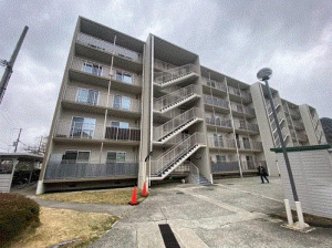 川西市清和台、マンションの画像です