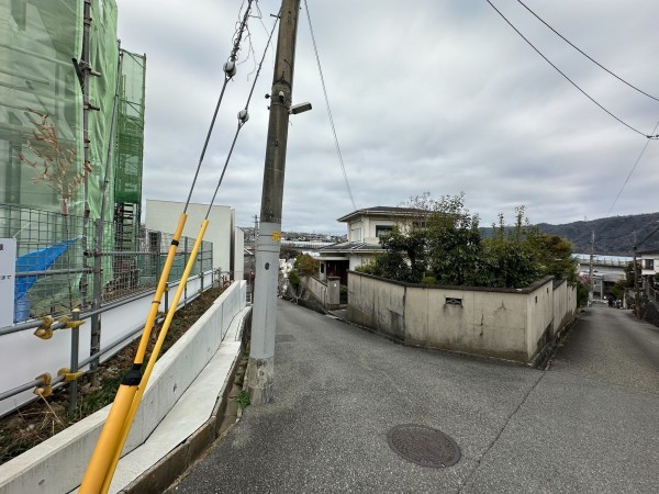 川西市松が丘町、土地の画像です