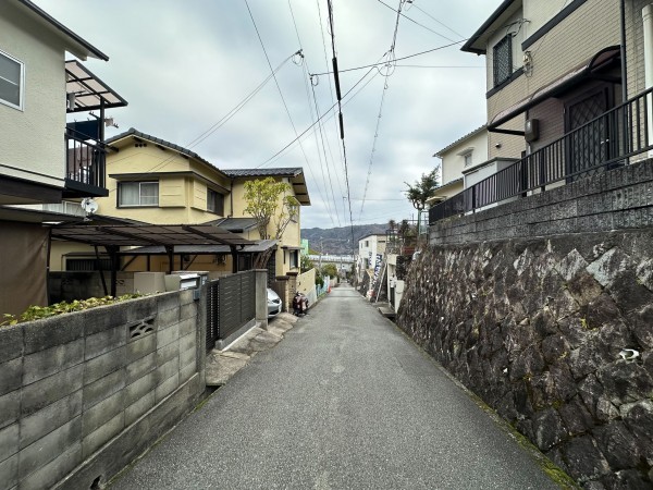 川西市松が丘町、土地の画像です