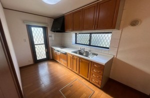 川西市南野坂、中古一戸建ての画像です