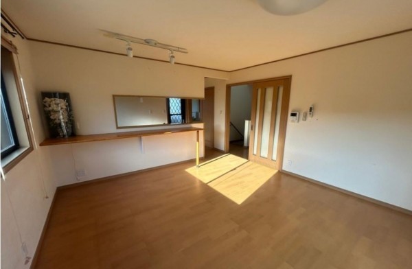 川西市南野坂、中古一戸建ての画像です