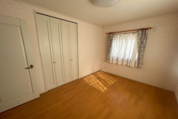 川西市南野坂、中古一戸建ての画像です