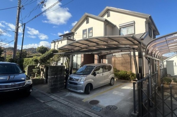 川西市南野坂、中古一戸建ての画像です