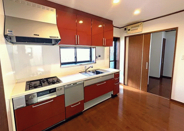 川西市南野坂、中古一戸建ての画像です