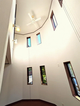 川西市南野坂、中古一戸建ての画像です