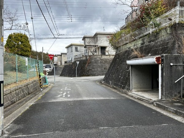 川西市湯山台、中古一戸建ての画像です
