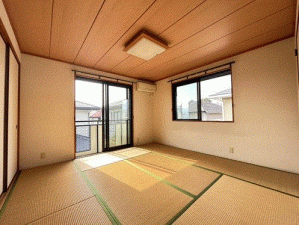 川西市緑が丘、中古一戸建ての画像です