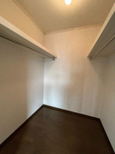 川西市緑が丘、中古一戸建ての画像です