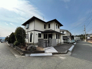 川西市緑が丘、中古一戸建ての画像です