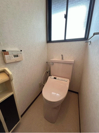 川西市緑が丘、中古一戸建ての画像です