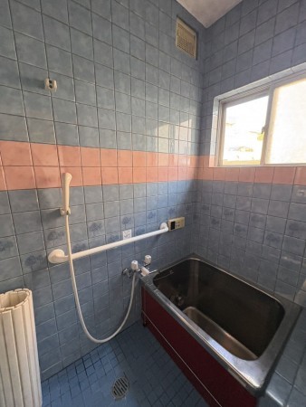 豊中市長興寺北、土地の風呂画像です