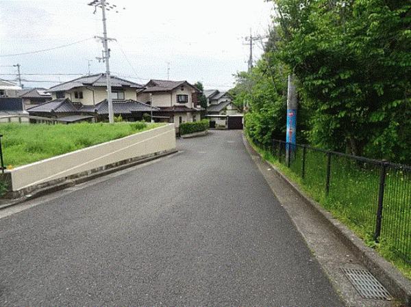 川西市湯山台、土地の画像です