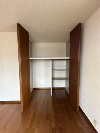 川西市緑台、中古一戸建ての画像です