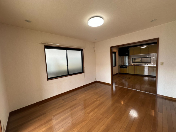 川西市緑台、中古一戸建ての画像です