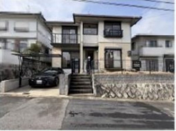 川西市緑台、中古一戸建ての画像です