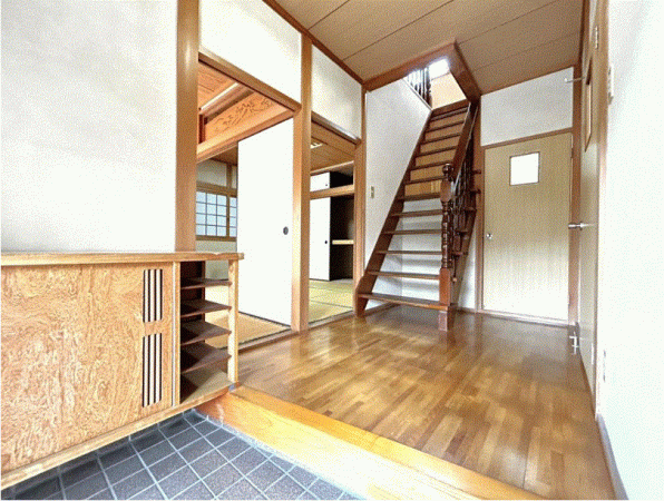 川西市東畦野、中古一戸建ての画像です