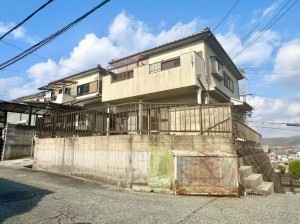 川西市東畦野、中古一戸建ての画像です