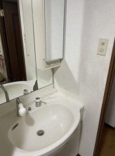 川西市新田、マンションの画像です