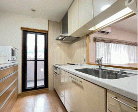 川西市清和台、マンションの画像です