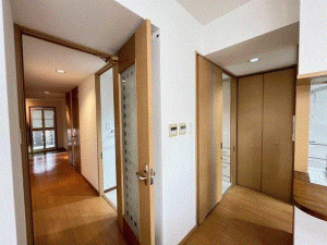 川西市清和台、マンションの画像です