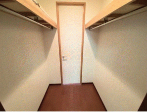 川西市花屋敷、マンションの画像です