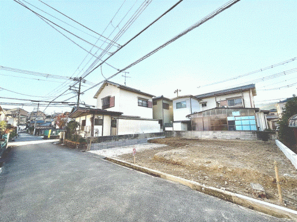 川西市西多田、新築一戸建ての画像です