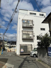 川西市南花屋敷、収益物件/マンションの画像です