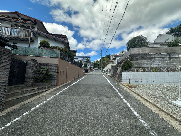 川西市緑台、土地の画像です