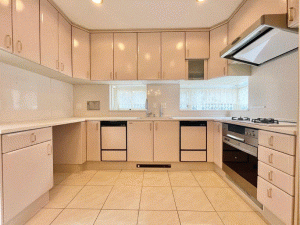 川西市湯山台、中古一戸建ての画像です