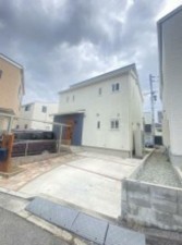 川西市新田、中古一戸建ての画像です